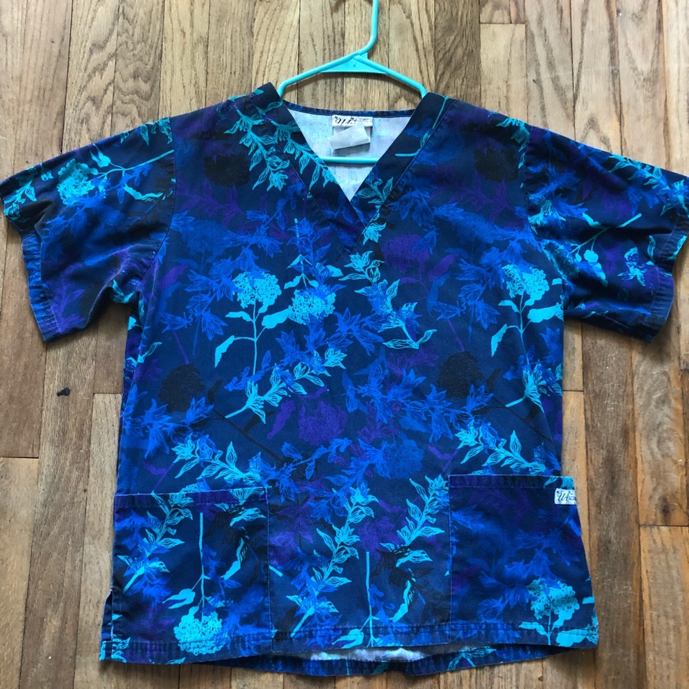 Uniform Advantage botanical